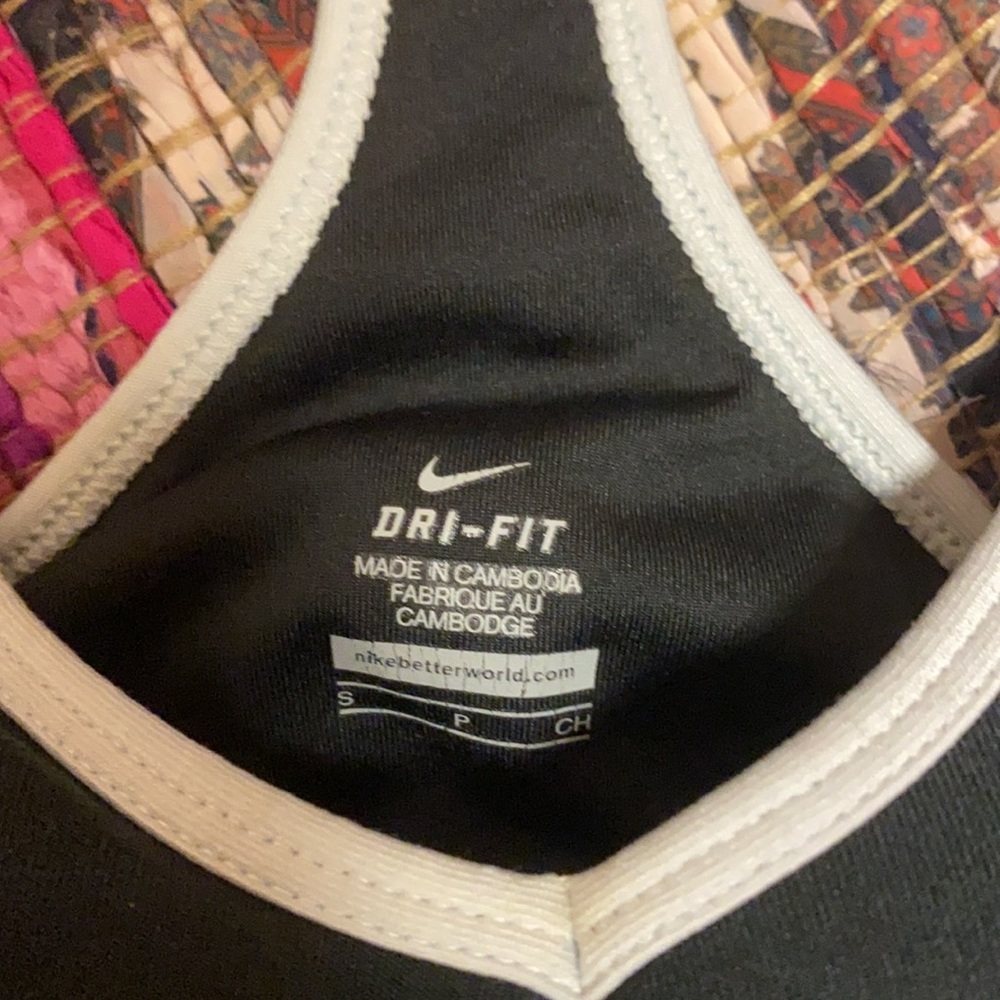 Nike Black Tank Top - Picture 5 of 5